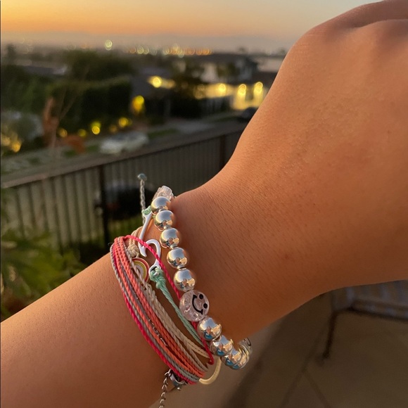 Silver Smiles Bracelet - Picture 2 of 4